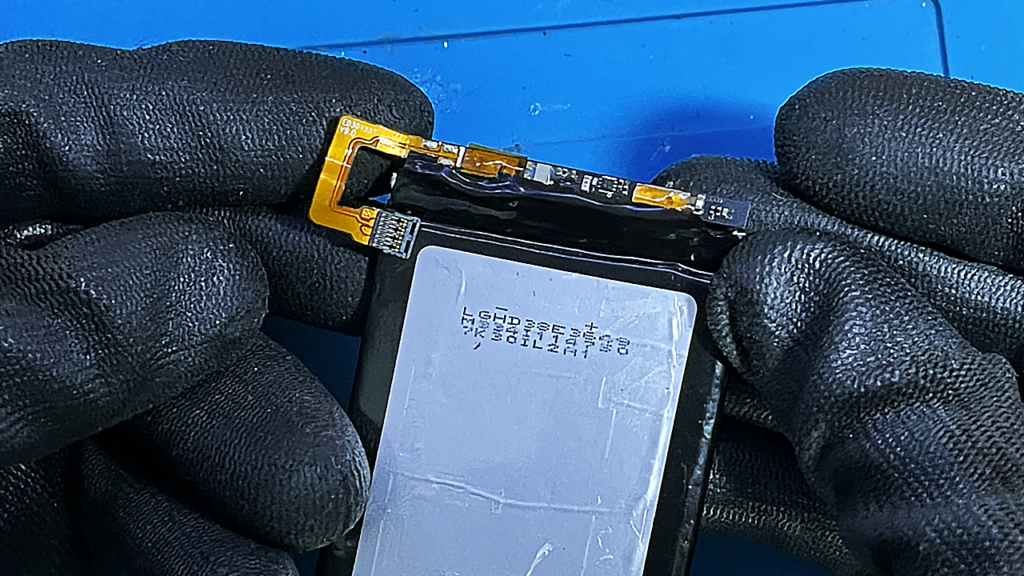 Como consertar bateria de celular